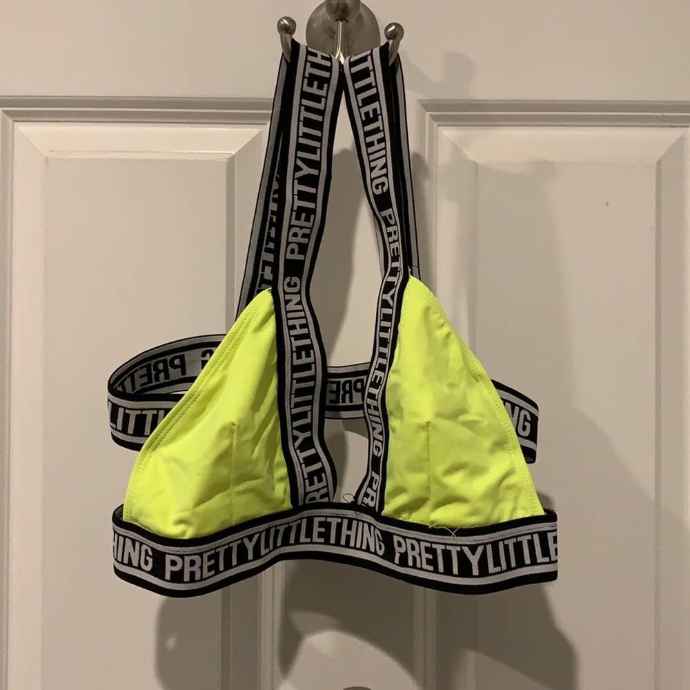 Pretty little Things bikini Top